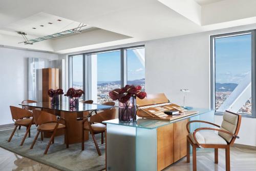 Bi-Level Loft with Skyline View