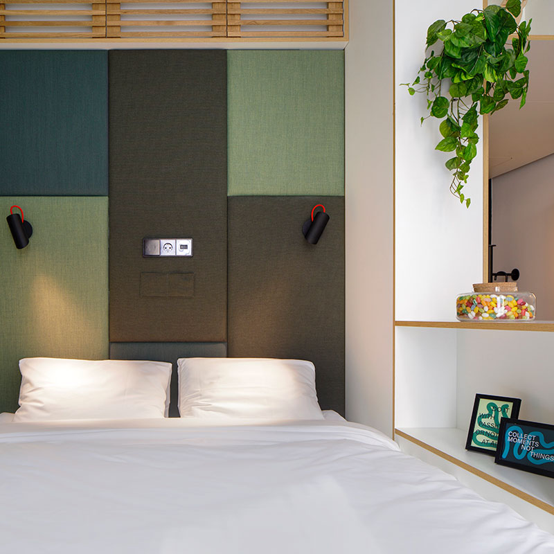Zoku Room