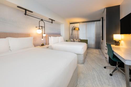 Deluxe Queen Room with Two Queen Beds