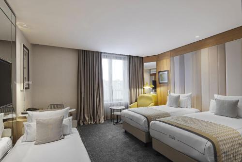 Classic Triple Room with SPA Access
