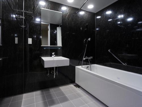 Accessible Twin Room - Non-Smoking