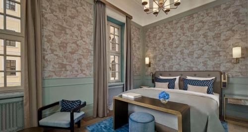 Palais View Room