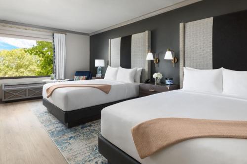 Standard Queen Room with Two Queen Beds