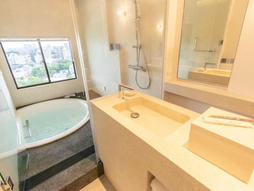 Area F Japanese Western Suite