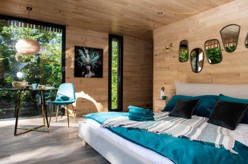 O'Plumes - Suite with Hot Tub