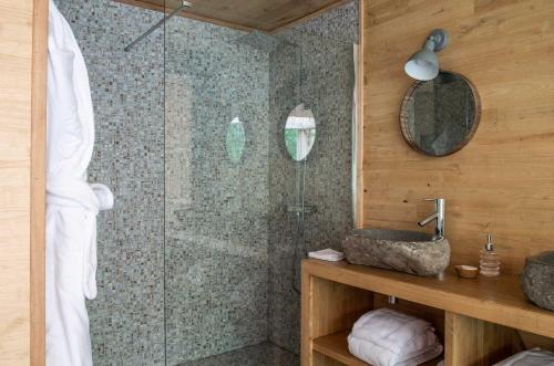 Houppelandes - Suite with Hot Tub