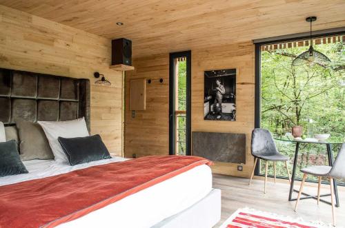Lucien - Suite with Jacuzzi and Sauna