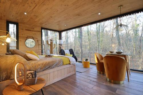 Lucien - Suite with Jacuzzi and Sauna