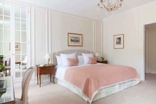 Deluxe Garden View Room
