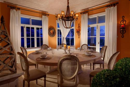 Villa with Sea View