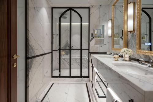 St. Moritz Suite