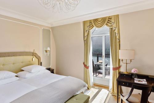 Deluxe Double Room - Lake View