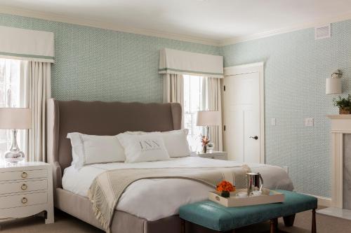Premier King Room