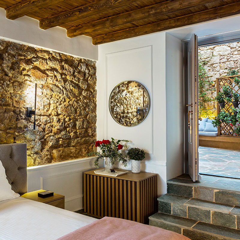 Courtyard Suite