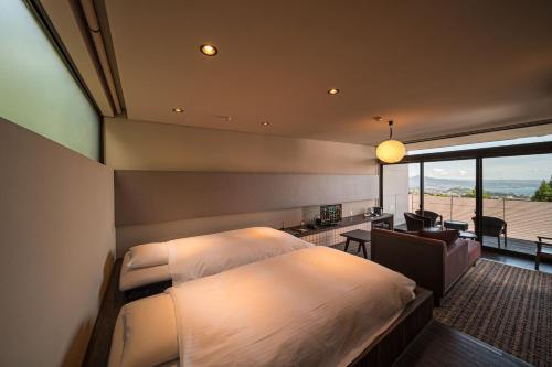 Room with Tatami Area and Semi Open-Air Bath 1st Floor