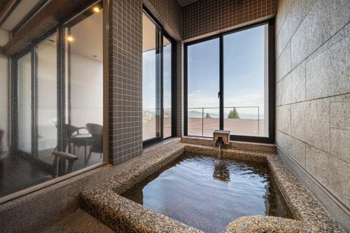 Room with Tatami Area and Semi Open-Air Bath 1st Floor