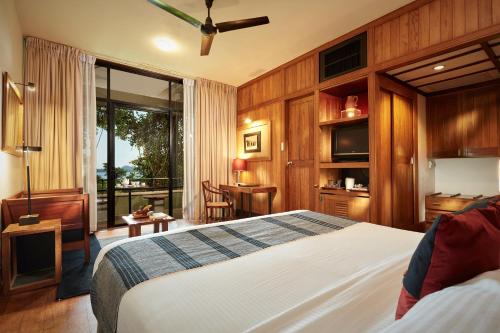 Luxury King Room