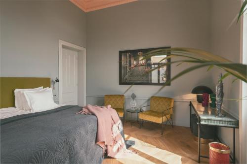 "Oasis" Suite with sea views and balcony