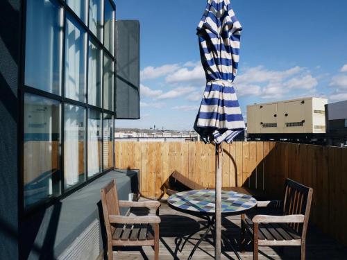 Penthouse Loft- Roof Deck