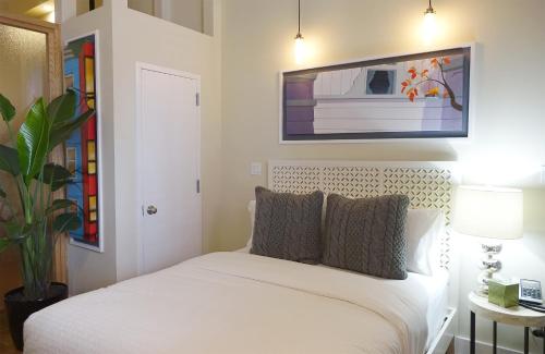 Deluxe Loft Suite