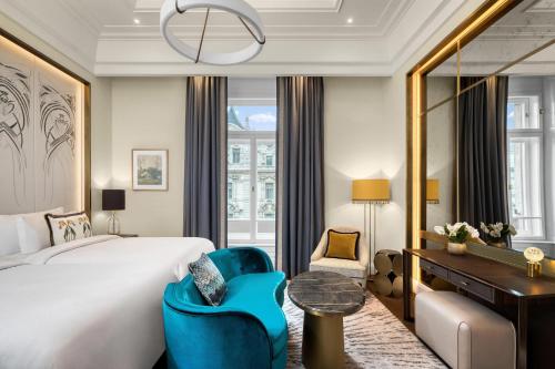 Deluxe Twin Room with City View