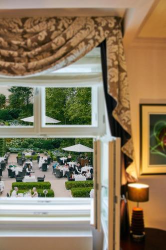 Executive Suite with Garden View