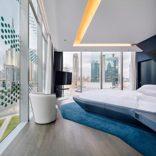 Ultimate ME SUITE + Lounge & Jacuzzi