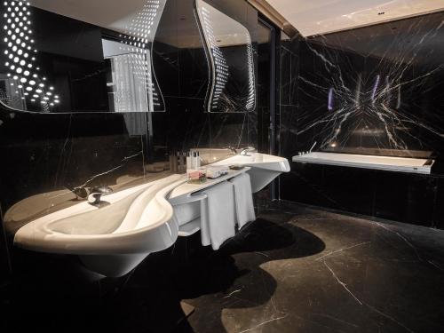 Extra MESUITE + Jacuzzi