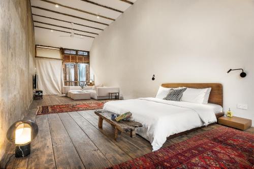 One-Bedroom Townhouse (Not On Site)