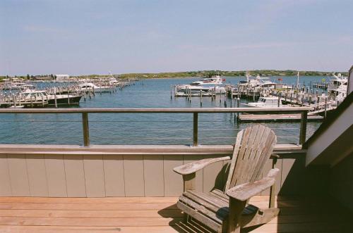 Water View King