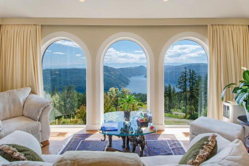Junior Suite with Ocean View