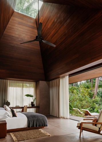 Ocean Cliff Villa
