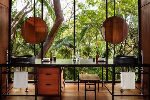 Panoramic Ocean Treehouse