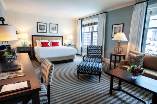 Select City View King Suite