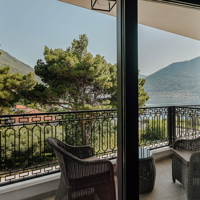 Junior Suite Side Sea View