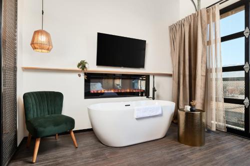 Mountain King Suite